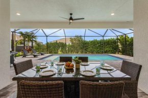 Heated Pool, Hot Tub, Outdoor Oasis - Villa Salt Life - Roelens